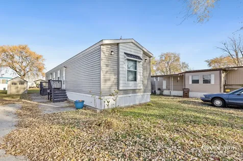 34 Vee Drive Manteno IL 60950