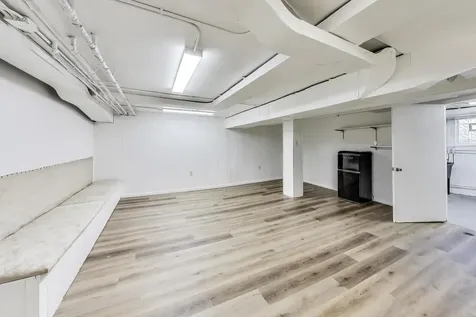 9116 South Claremont Street Chicago IL 60643
