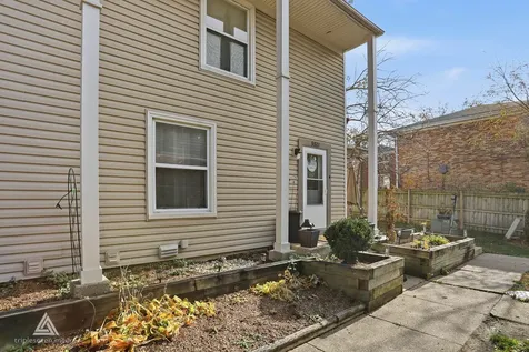 551 Sidney Avenue Glendale Heights IL 60139