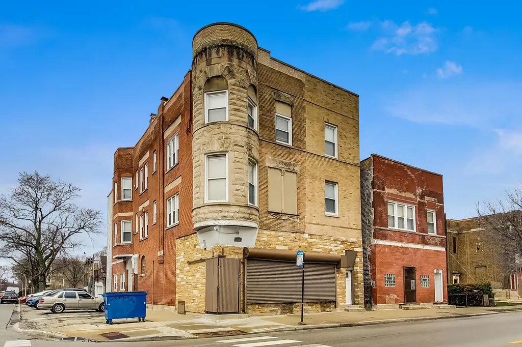 700 North Kedzie Avenue Chicago IL 60612