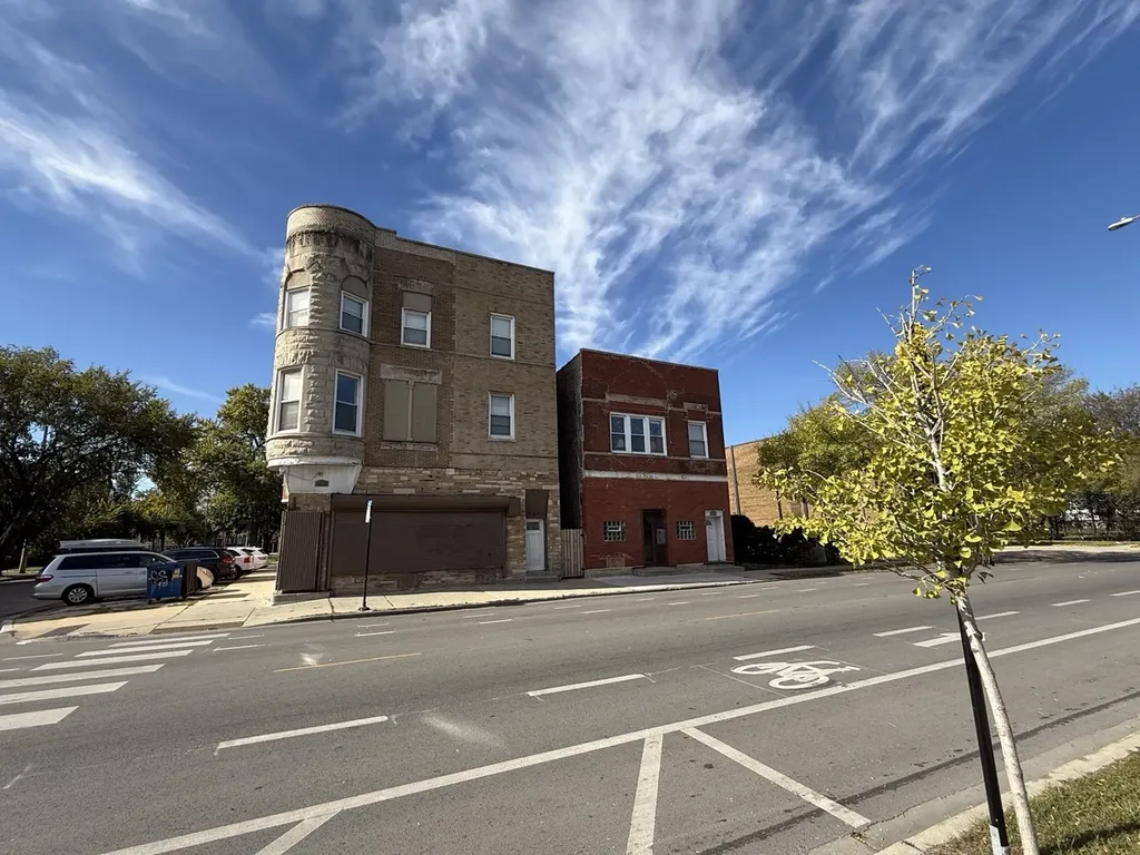 700 North Kedzie Avenue Chicago IL 60612