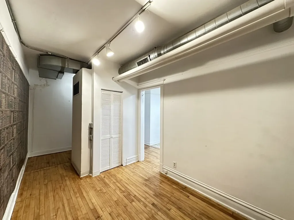 3422 North Lincoln Avenue Chicago IL 60657