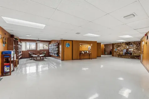 940 Holbrook Road Homewood IL 60430