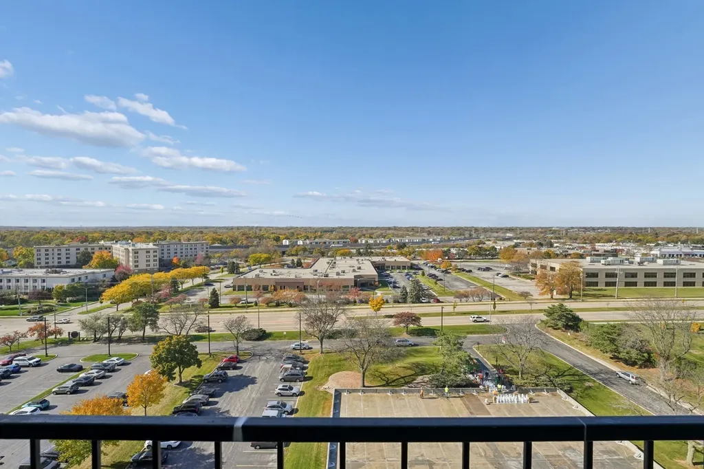 2005 South Finley Road Lombard IL 60148