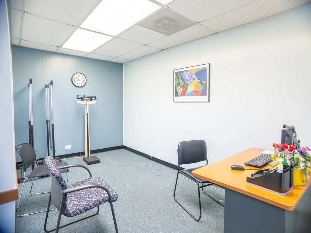 5710 North Broadway Street Chicago IL 60660