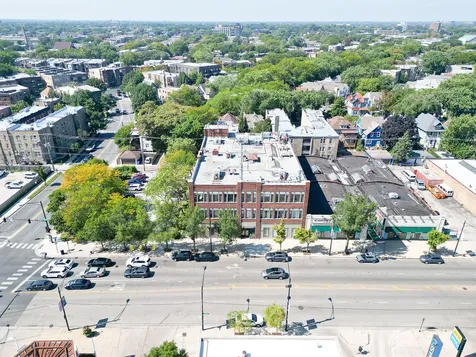 5710 North Broadway Street Chicago IL 60660