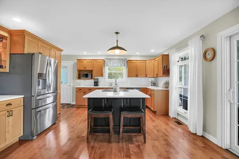 561 County Road 700 N Sadorus IL 61872