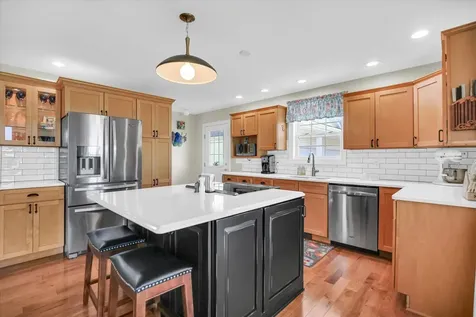 561 County Road 700 N Sadorus IL 61872