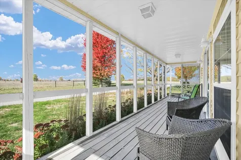 561 County Road 700 N Sadorus IL 61872