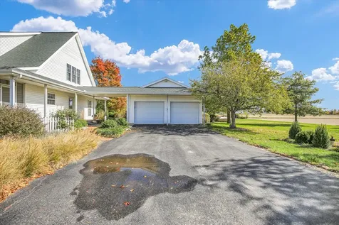 561 County Road 700 N Sadorus IL 61872