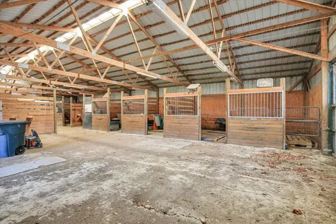 561 County Road 700 N Sadorus IL 61872