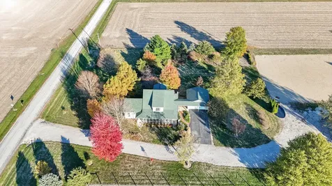 561 County Road 700 N Sadorus IL 61872