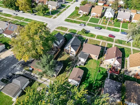 43 163RD Street Calumet City IL 60409