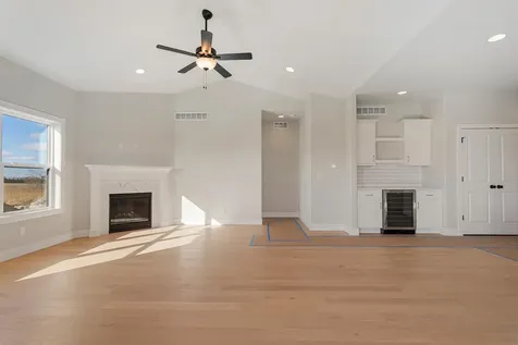 713 Wheatley Drive Mahomet IL 61853