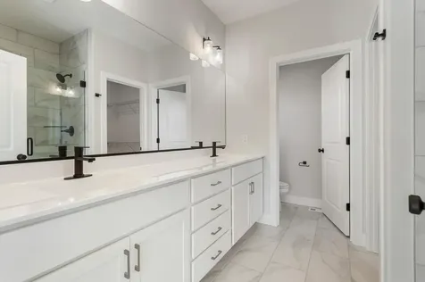 713 Wheatley Drive Mahomet IL 61853