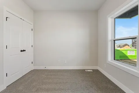 713 Wheatley Drive Mahomet IL 61853