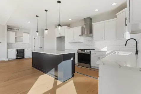 713 Wheatley Drive Mahomet IL 61853