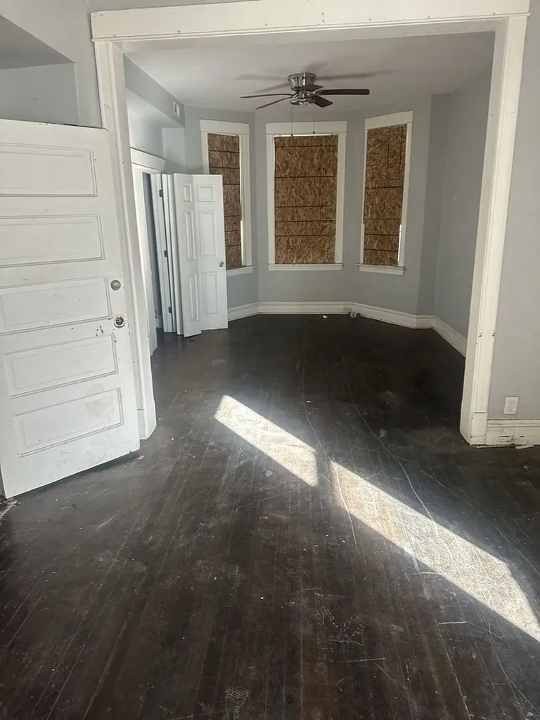 4149 West Cermak Road Chicago IL 60623