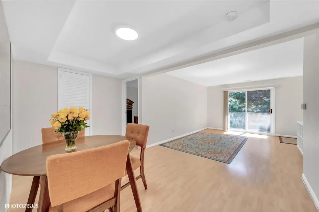 8559 West Rascher Avenue Chicago IL 60656