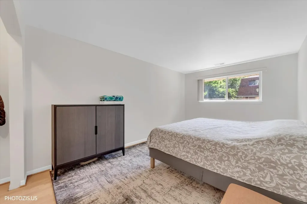 8559 West Rascher Avenue Chicago IL 60656
