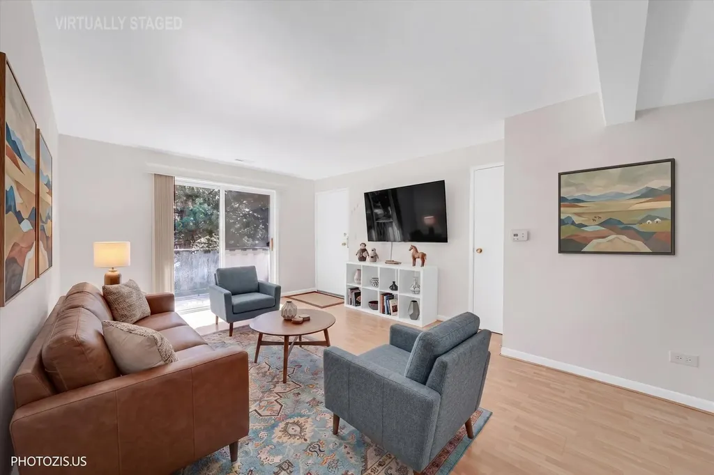 8559 West Rascher Avenue Chicago IL 60656