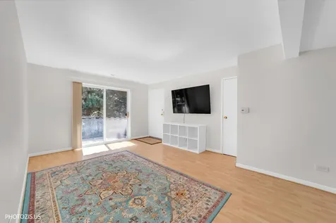8559 West Rascher Avenue Chicago IL 60656