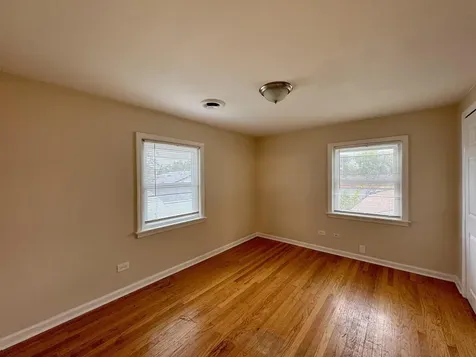 17318 Walter Street Lansing IL 60438