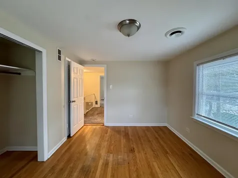 17318 Walter Street Lansing IL 60438