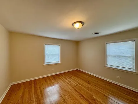 17318 Walter Street Lansing IL 60438