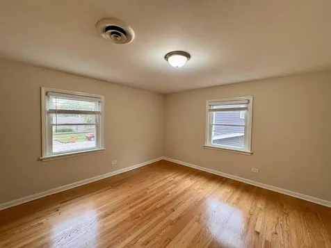 17318 Walter Street Lansing IL 60438