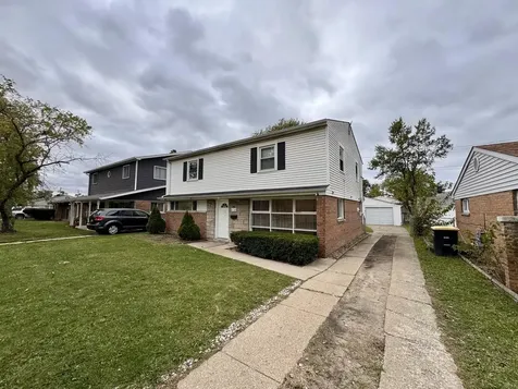 17318 Walter Street Lansing IL 60438