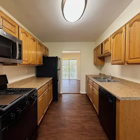 17318 Walter Street Lansing IL 60438