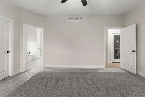 710 Wheatley Drive Mahomet IL 61853