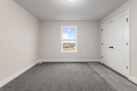 710 Wheatley Drive Mahomet IL 61853