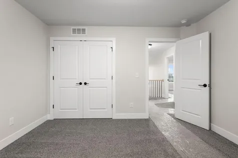 710 Wheatley Drive Mahomet IL 61853