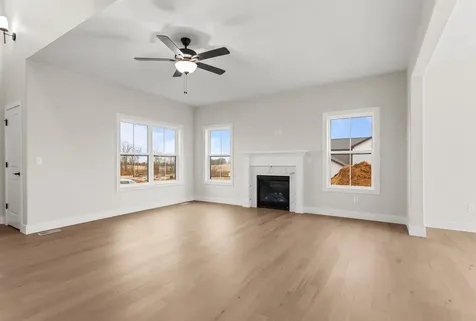 710 Wheatley Drive Mahomet IL 61853