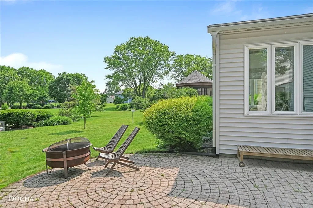 1012 Bainbridge Drive Naperville IL 60563