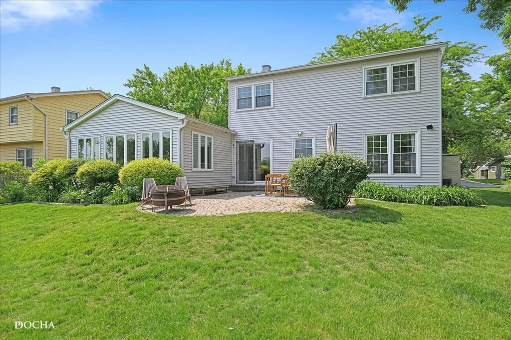 1012 Bainbridge Drive Naperville IL 60563