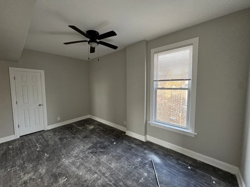 7352 South Lowe Avenue Chicago IL 60621