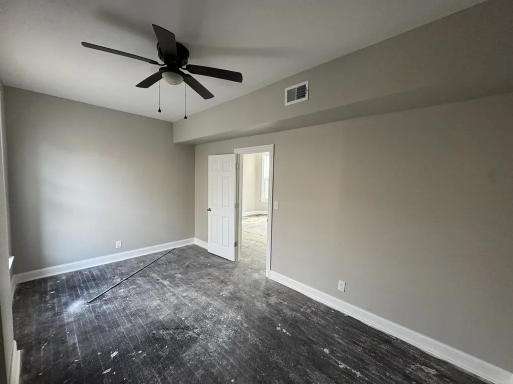 7352 South Lowe Avenue Chicago IL 60621