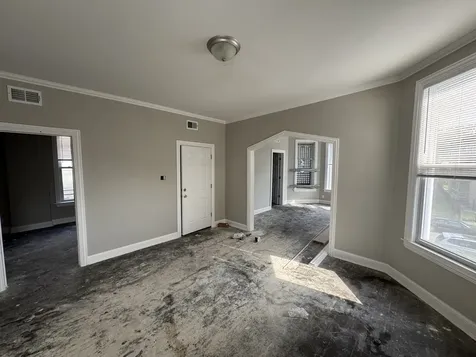 7352 South Lowe Avenue Chicago IL 60621