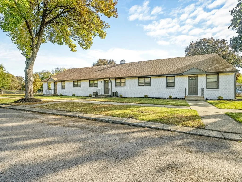 820 Cottage Grove Avenue Rockford IL 61103