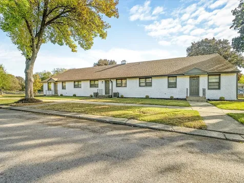 820 Cottage Grove Avenue Rockford IL 61103