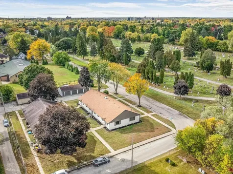 820 Cottage Grove Avenue Rockford IL 61103