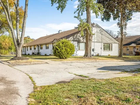 820 Cottage Grove Avenue Rockford IL 61103