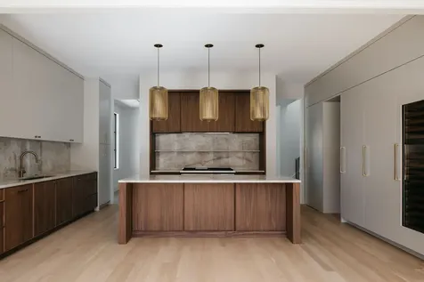 966 Wade Street Highland Park IL 60035