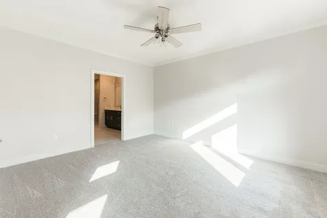 68 Kloe Lane Sycamore IL 60178