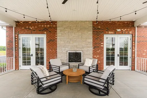 68 Kloe Lane Sycamore IL 60178