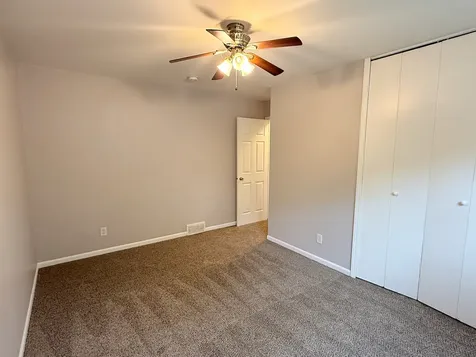 18905 Park Avenue Lansing IL 60438