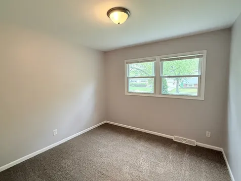 18905 Park Avenue Lansing IL 60438